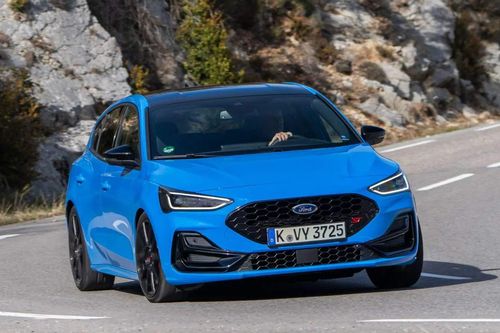 Ford Focus sẽ trở lại dưới dạng crossover điện