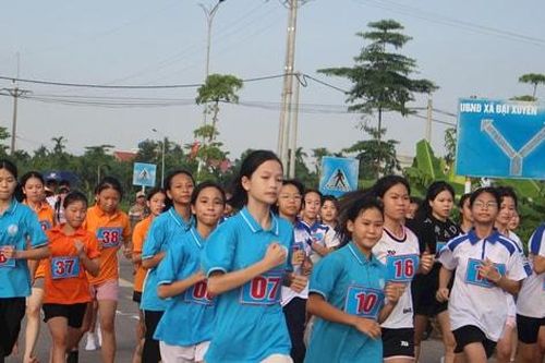 Gần 200 vận động viên tham gia chung kết Giải chạy Báo Hànôịmới lần thứ 50 - Vì hòa bình năm 2025 xã Đại Xuyên