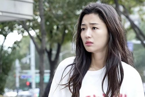 Khủng hoảng bao vây Jeon Ji Hyun