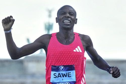 Sawe lỡ hẹn kỷ lục marathon thế giới vì thời tiết