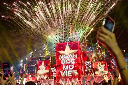 Concert âm nhạc: Sức mạnh tinh thần dân tộc và phát triển công nghiệp văn hóa