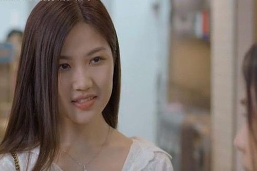 'Tiểu tam' trong phim Hoa Hồng Trên Ngực Trái giờ ra sao?
