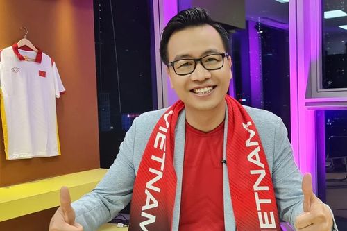 Profile cực 'xịn' của BLV Tạ Biên Cương mới xin nghỉ việc tại VTV