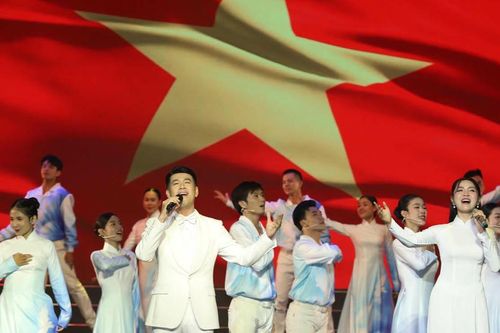 Những nghệ sĩ giữ hồn dân tộc
