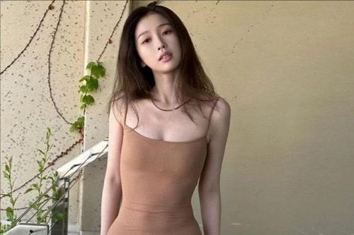Ngu Thư Hân bị xóa sổ
