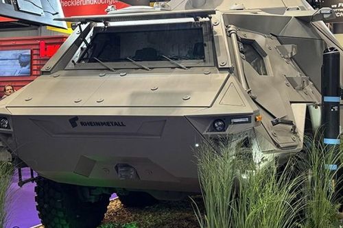 'Sát thủ' Fuchs JAGM mới mang 24 tên lửa, ra một đòn diệt 24 xe tăng, 'thống trị chiến trường'