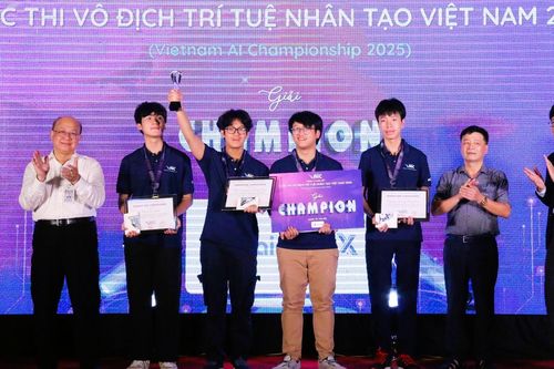 Nhóm học sinh Hà Nội chiến thắng cuộc thi Vô địch trí tuệ nhân tạo Việt Nam 2025