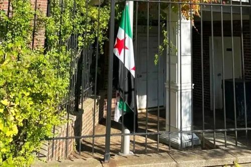 Syria kéo cờ tại Đại sứ quán ở Washington, Mỹ