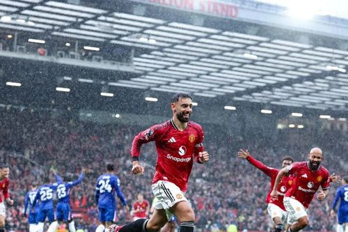 Premier League: Liverpool tách tốp, Manchester United hạ Chelsea