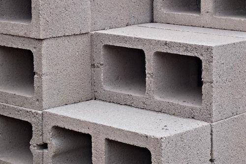 Xử lý chất thải công nghiệp gắn với sản xuất vật liệu xây dựng xanh