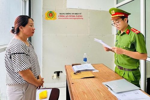 Một bị hại trong vụ 'nữ quái lừa đảo' bị khởi tố, bắt tạm giam