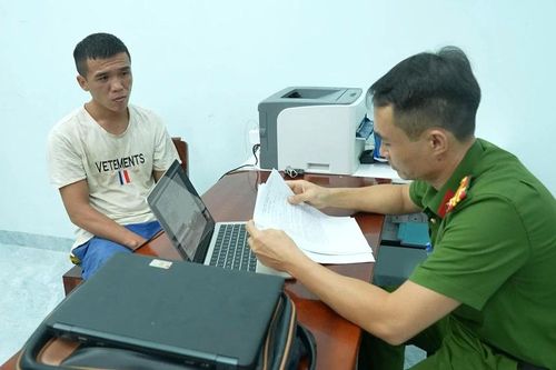 Chưa thi hành án tù, tiếp tục đập kính ô tô trộm tài sản