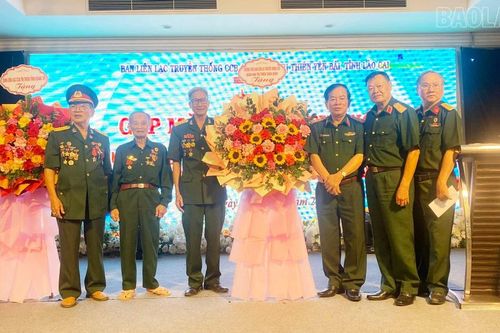 Ban Liên lạc truyền thống Cựu chiến binh Quân khu Trị Thiên tỉnh Lào Cai gặp mặt truyền thống