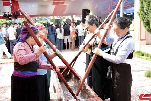 Phù Yên đẩy mạnh phong trào văn nghệ, thể thao