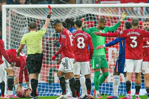 MU đánh bại Chelsea trong trận đấu có 2 tấm thẻ đỏ