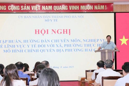 Hà Nội tháo gỡ 'nút thắt' thiếu cán bộ có chuyên môn