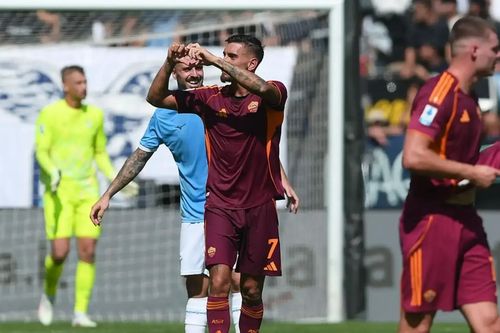 Thắng trận Derby, AS Roma bứt phá vào nhóm đầu Serie A
