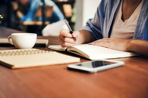 Bỏ xét tuyển học bạ: Bước đi cần thiết để làm trong sạch giáo dục