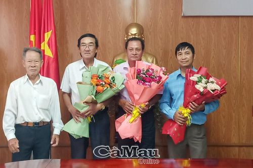 Ra mắt Ban Chấp hành Chi hội Mỹ thuật Việt Nam tỉnh Cà Mau