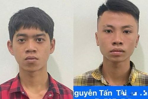TPHCM: Bắt nóng 2 thanh niên chạy xe máy cướp giật ĐTDĐ chỉ sau 1 giờ nhận tin báo