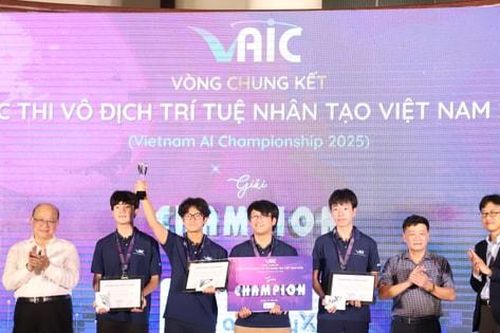 Trao giải Cuộc thi Vô địch Trí tuệ nhân tạo Việt Nam (VAIC 2025)