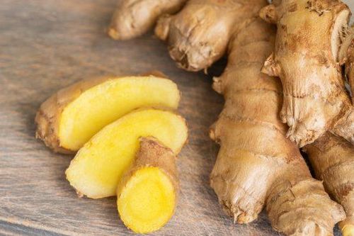 Mẹo trị ho khan tại nhà khi thời tiết thay đổi