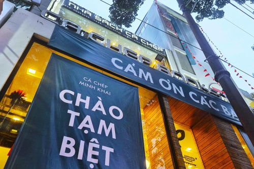 Ken đặc khách những ngày cuối ở nhà sách Cá Chép Nguyễn Thị Minh Khai