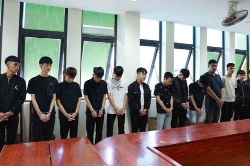 Nhóm côn đồ bắt 2 thanh thiếu niên ở Quảng Trị lên xe, chở đi đánh đập
