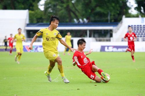 Xác định 4 đội vào bán kết Giải bóng đá U17 quốc gia 2025