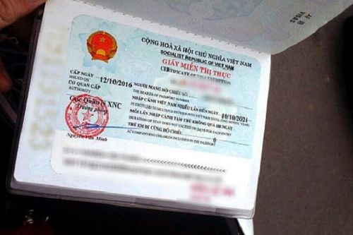 Giảm thời gian cấp Giấy miễn thị thực xuống còn 1 ngày