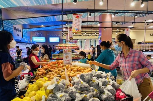 Xây dựng, công bố mức sống tối thiểu hằng năm làm căn cứ xác định các chuẩn chính sách xã hội