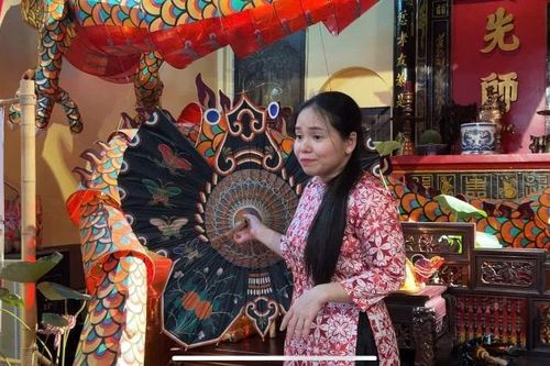 Giữ hồn lồng đèn xưa