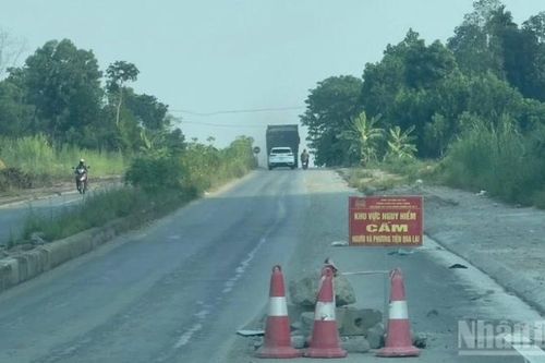 Lào Cai cần khắc phục hạ tầng giao thông xuống cấp nghiêm trọng ở một số tuyến đường