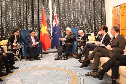 Trưởng Ban Tuyên giáo và Dân vận Trung ương hội kiến Chủ tịch Quốc hội New Zealand