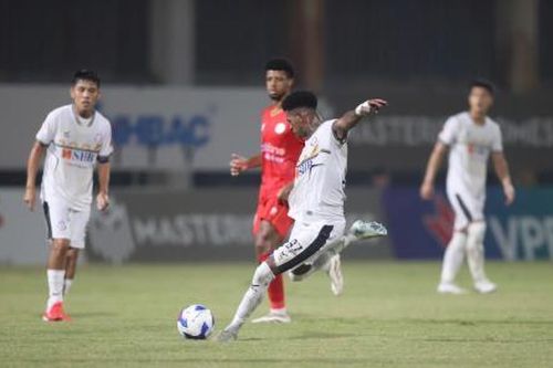 V.League 2025/26, vòng 4: Vòng đấu... hữu nghị!