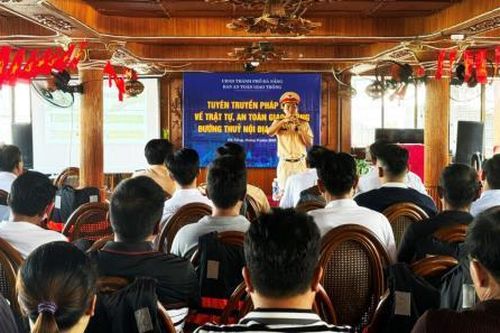 Mở đợt tuyên truyền pháp luật về TTATGT đường thủy nội địa năm 2025