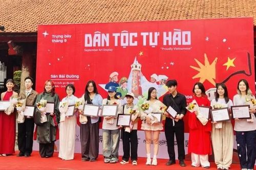 Trưng bày 40 tác phẩm minh họa, lan tỏa tinh thần 'Dân tộc tự hào'