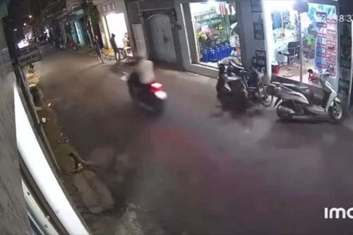 Triệu tập 2 thanh niên đuổi đánh người đàn ông đến bất tỉnh ở TPHCM