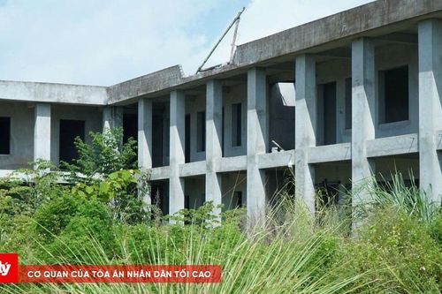 Hàng loạt công trình trường học nằm chờ vốn sau sáp nhập