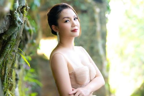 Ca sĩ Nguyễn Ngọc Anh: Hồ Hoài Anh đã bước ra khỏi buồn đau!