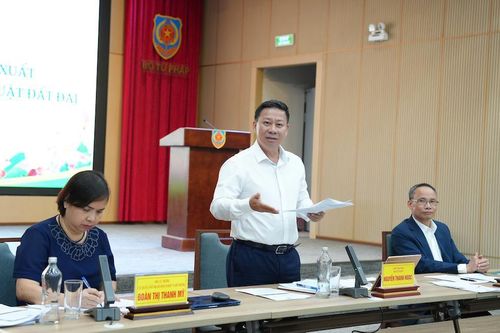 Điểm nghẽn quản lý đất đai và chuyện 'đuổi bắt' giữa giá đất, giá nhà
