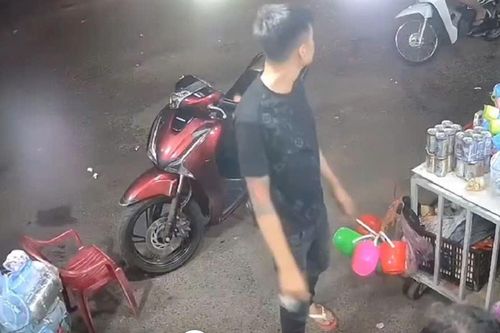 Tranh cãi vì giá mì tôm, gã đàn ông xăm trổ đạp người phụ nữ mang thai 4 tháng