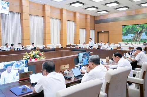 Tạo không gian pháp lý để cán bộ dám nghĩ, dám làm