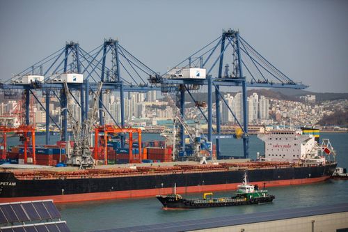 Cú sốc mới cho chuỗi cung ứng toàn cầu