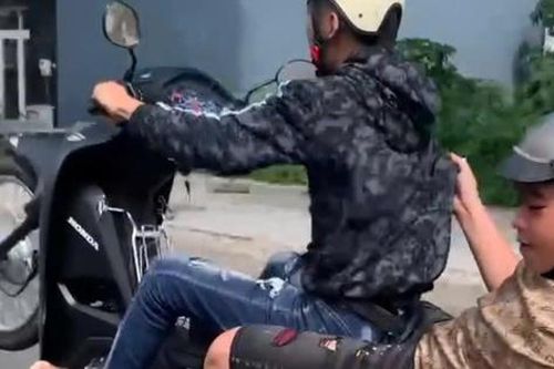 Xử lý 2 thiếu niên 'bốc đầu' xe máy để quay clip đăng TikTok
