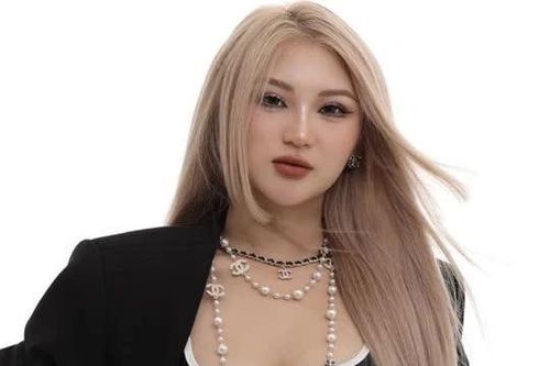 Ca sĩ Nicole Nguyễn xuất sắc giành giải Á quân 'Tình ca xuyên Việt' mùa đầu tiên