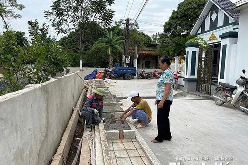 Gắn việc thực hiện cuộc vận động 'Toàn dân đoàn kết XDNTM, đô thị văn minh' với Chỉ thị 24-CT/TU