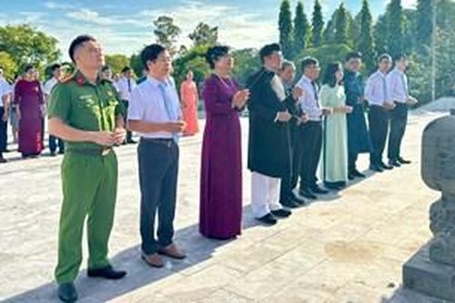 Tưởng niệm 233 năm ngày Hoàng đế Quang Trung băng hà