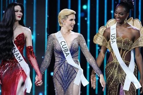 Á hậu 1 Miss International Queen 2025 xin lỗi sau phát ngôn tranh cãi