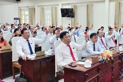 Cà Mau: Cán bộ xã làm việc xa nhà trên 15km được hỗ trợ 1,82 triệu đồng/tháng